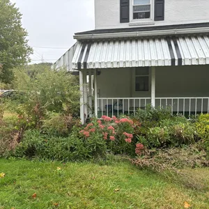 Bed Cleanup & Mulching - Before - Windyhill Property Care